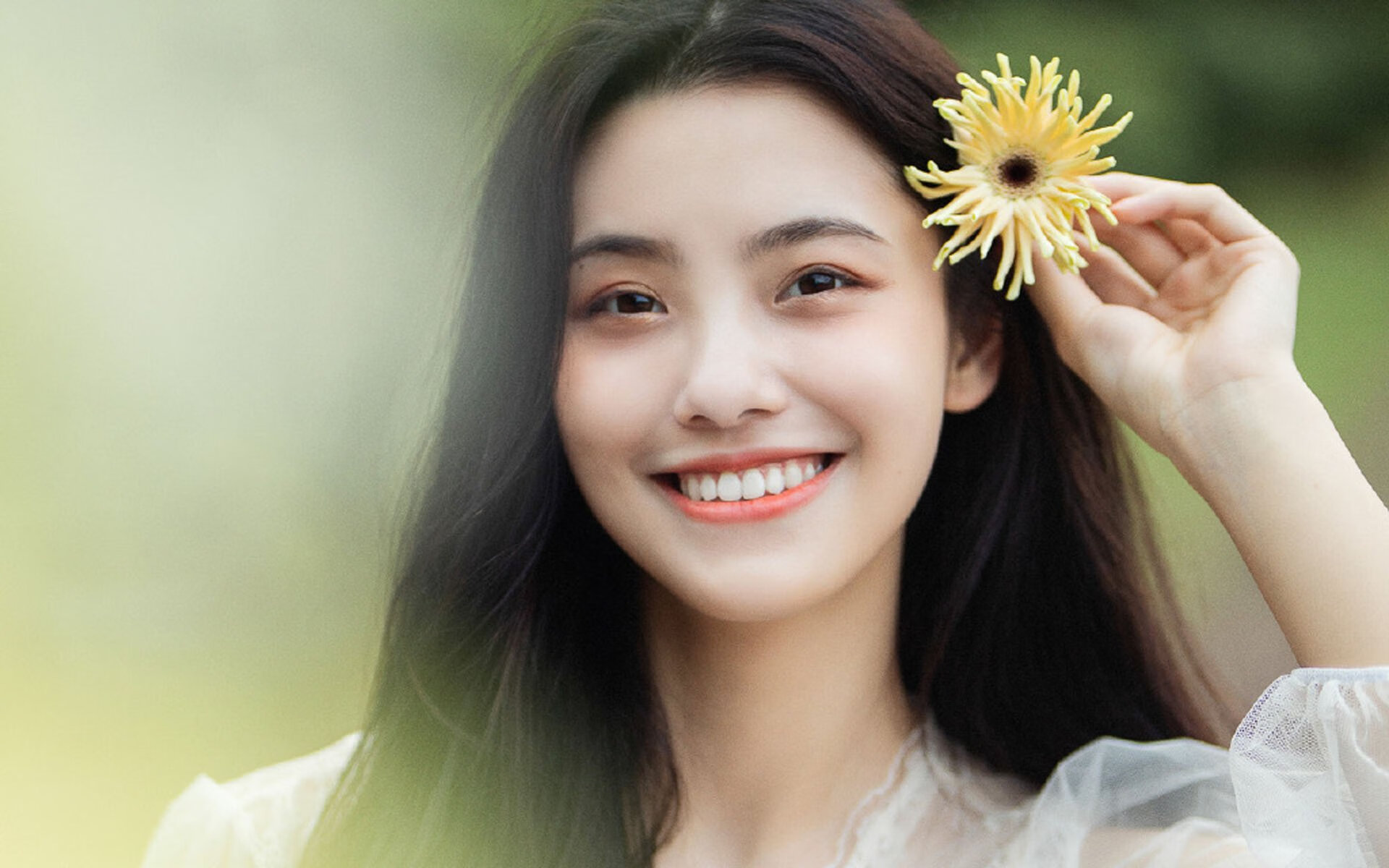 阿尔比诺拉完美攻破对手球门，赢得主场比赛，阿尔比诺尼的柔板