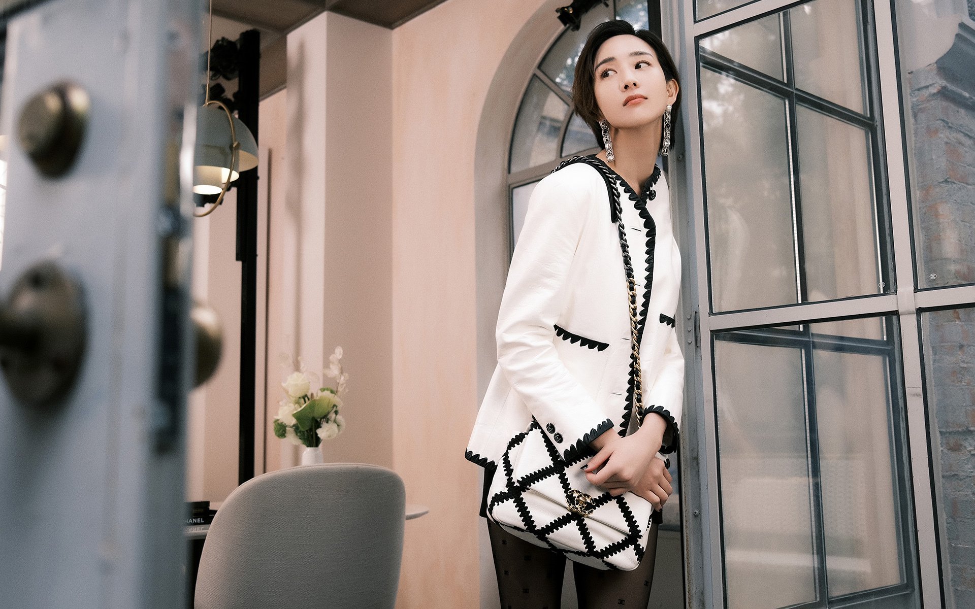 中国足球国家队进攻与防守训练协同推进,国足的防守